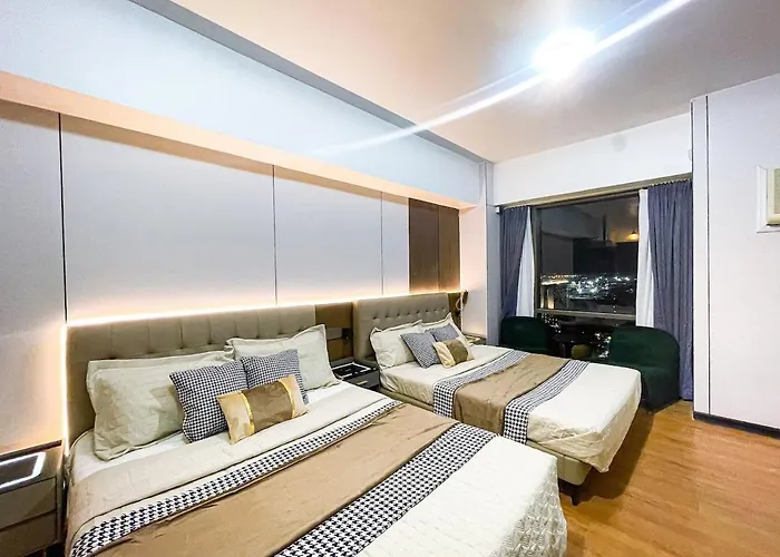 Апартаменты Stunning Sunset Retreat At Eton Bayview Ii 2pax