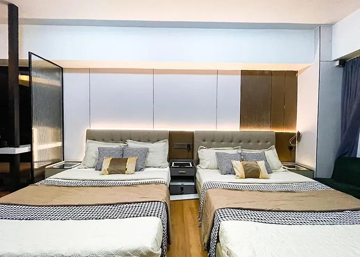 Stunning Sunset Retreat At Eton Bayview Ii 2pax Манила